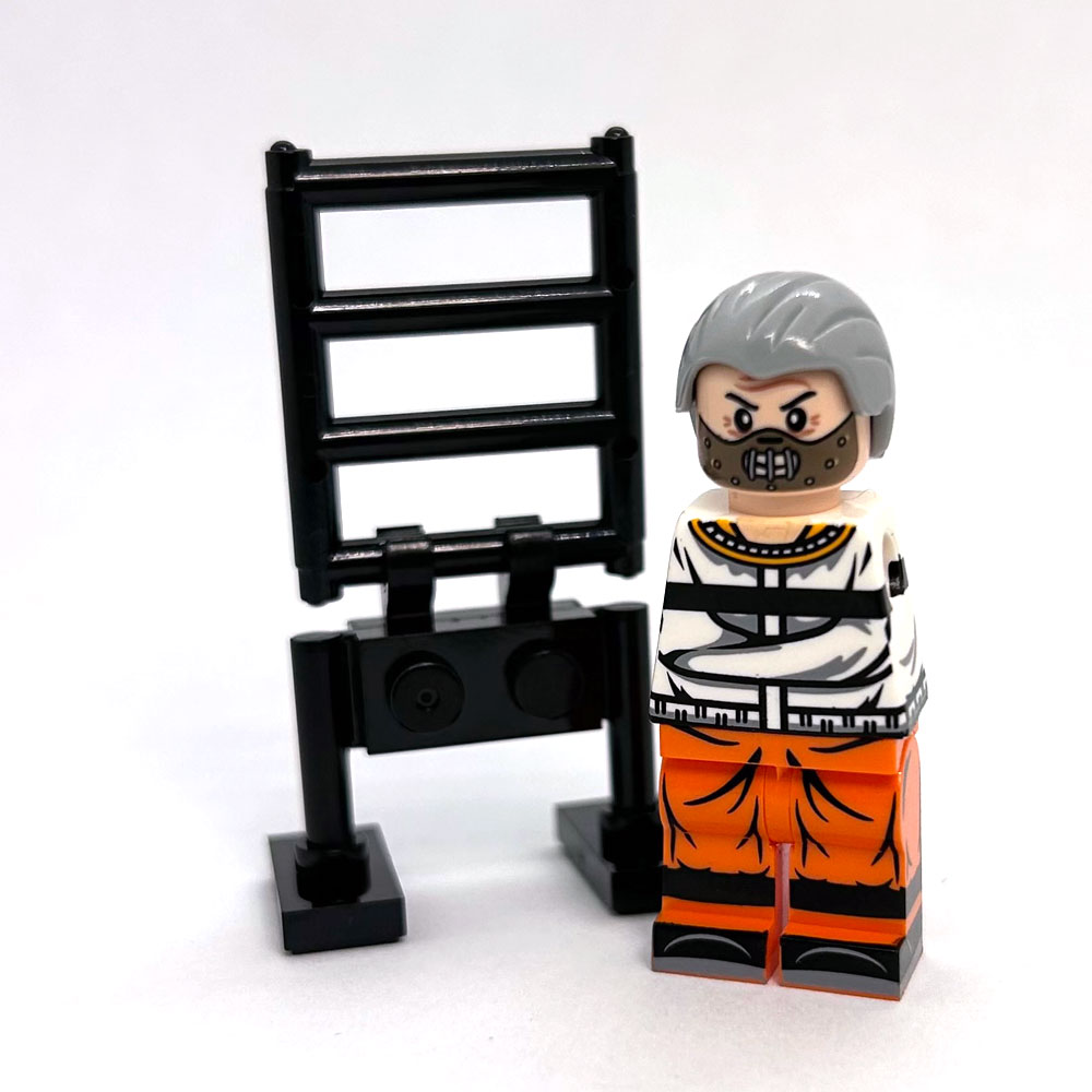 Hannibal Lecter minifig side