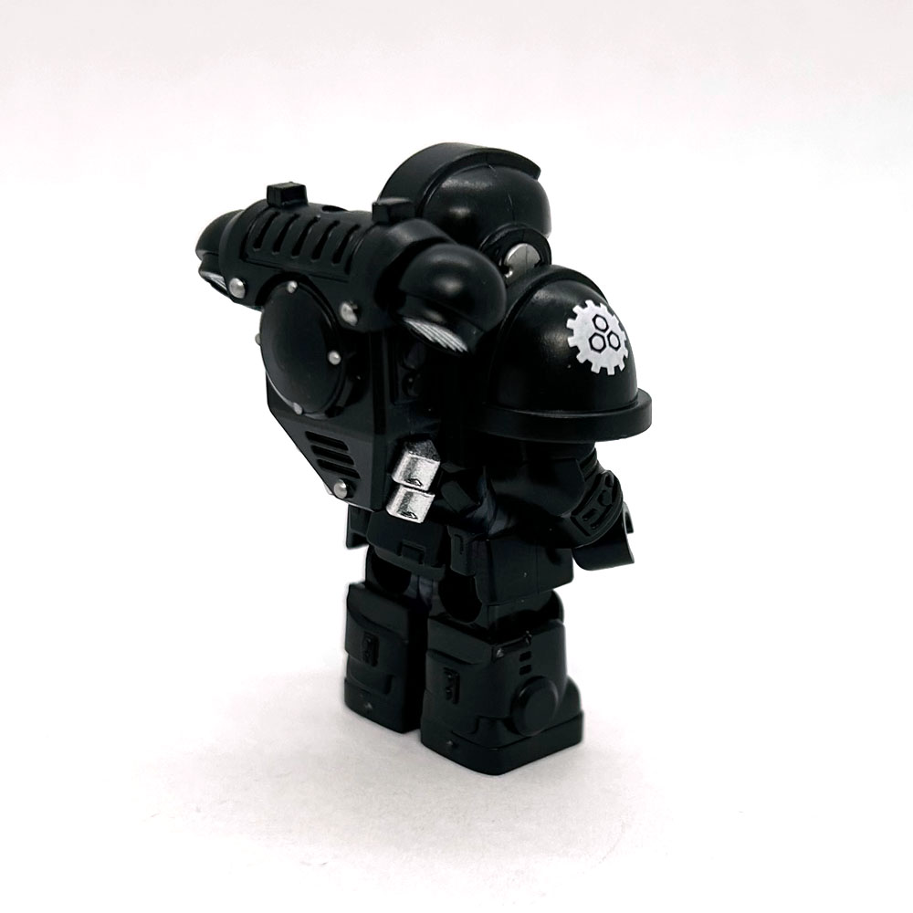Space Marine Minifig Iron Hands – rear